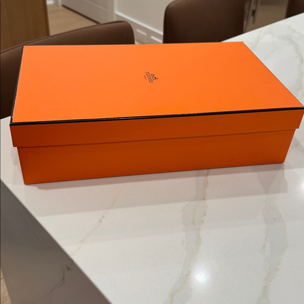 Hermes empty box w/ string (xmas version) - image 3